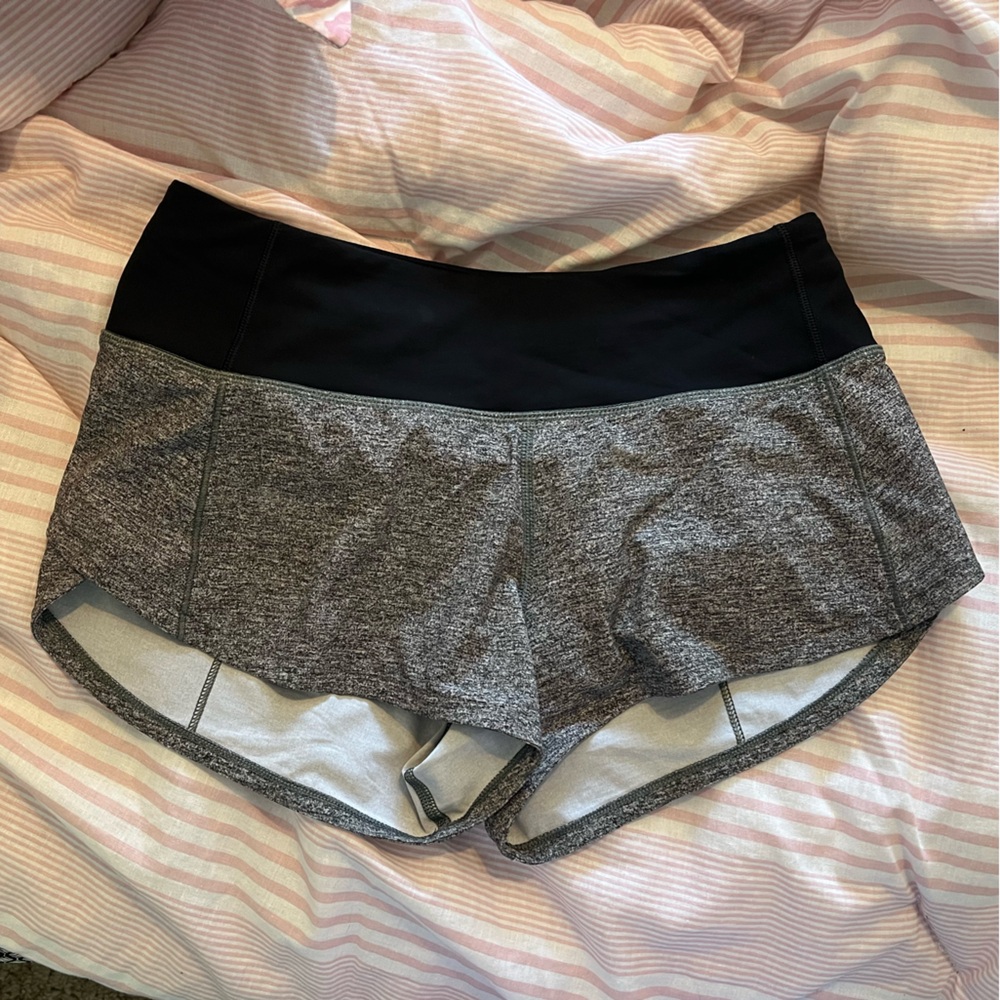 Lululemon Speed up shorts 
2.5”
Size 0